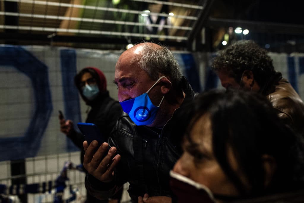 Los aficionados de todas las edades lamentan la pérdida del astro.