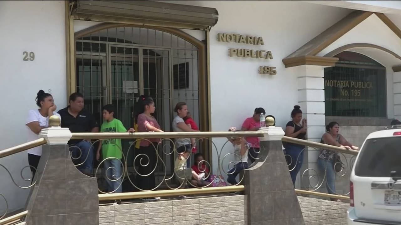 Para evitar la deportación, muchos están buscando esposa por amor o por dinero