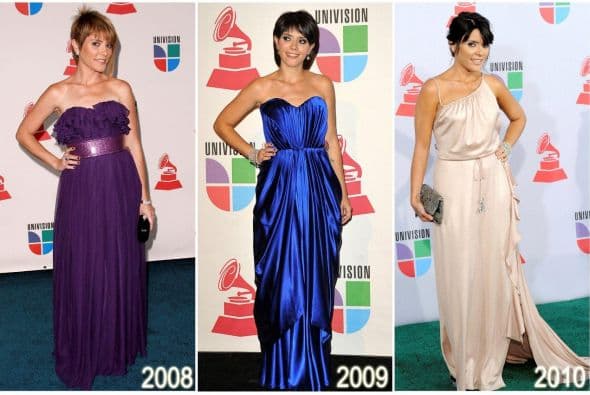 A la cantautora Kany García también le gusta mostrar los hombros.