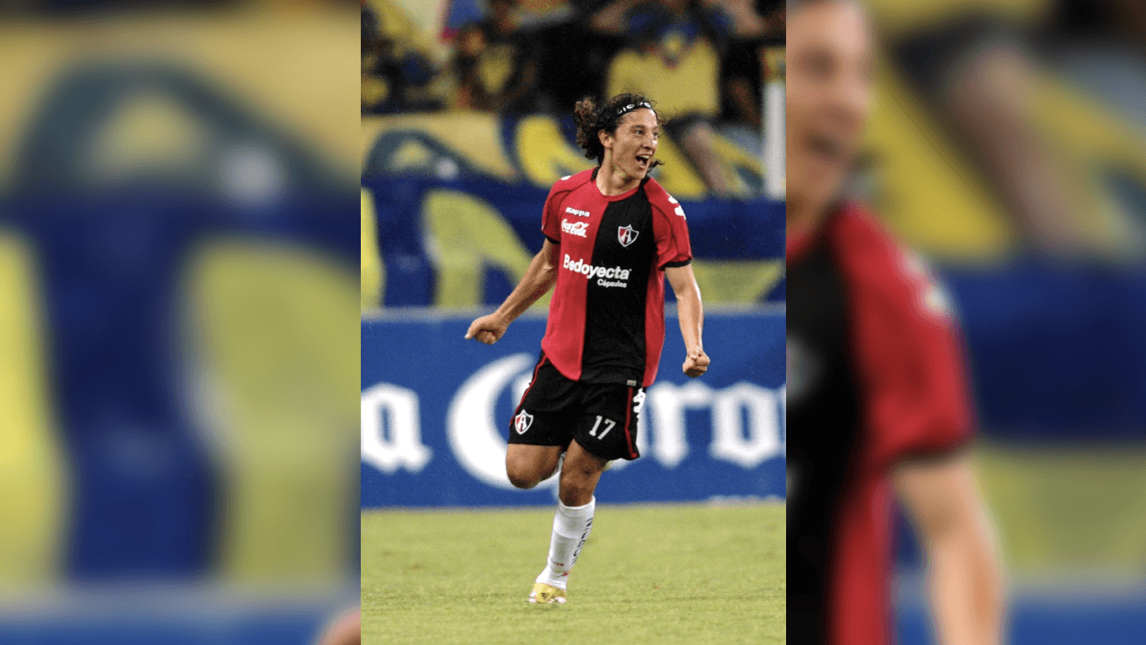 <b>América, su ‘cliente’ predilecto</b>
<br>- Guardado disputó 36 partidos antes de emigrar al futbol europeo.
<br>- Fue el conjunto de Coapa su gran rival, pues el centrocampista mexicano les marcó cuatro de los cinco goles que hizo en la Primera División del futbol mexicano.