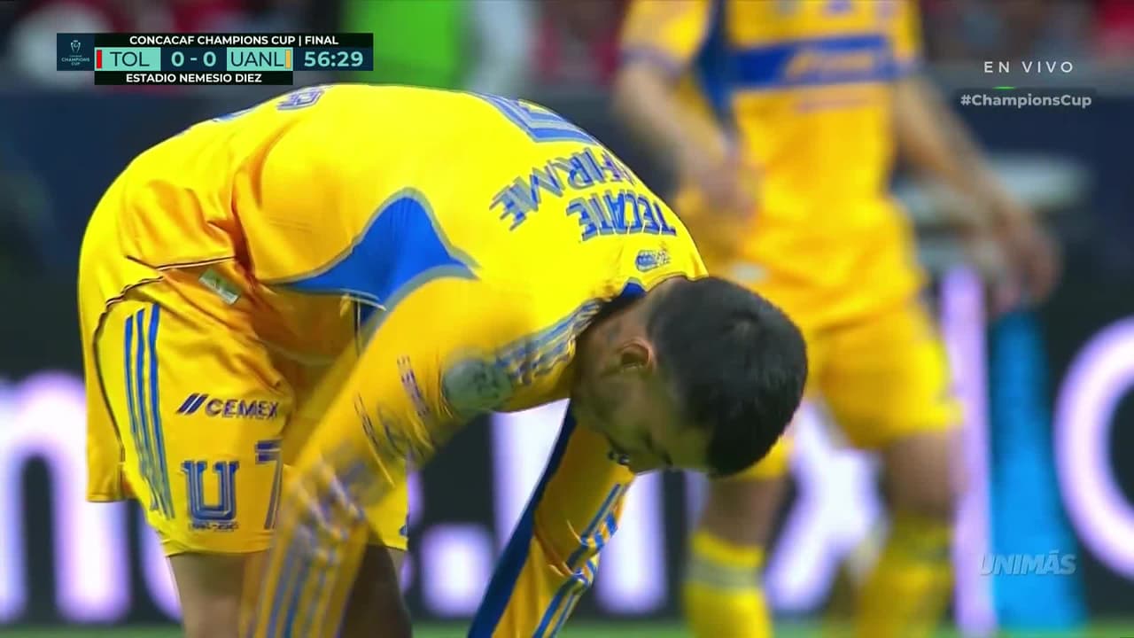 ¡Si mete este gol Ángel Correa se cae el estadio entero!
