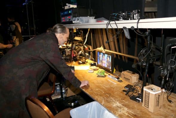 Una vez bajaban del escenario y durante la alfombra verde, se dieron la tarea de abrazarse, tomarse una que otra selfie y echarse uno que otro cuentito. ¡Y lo captamos todo!