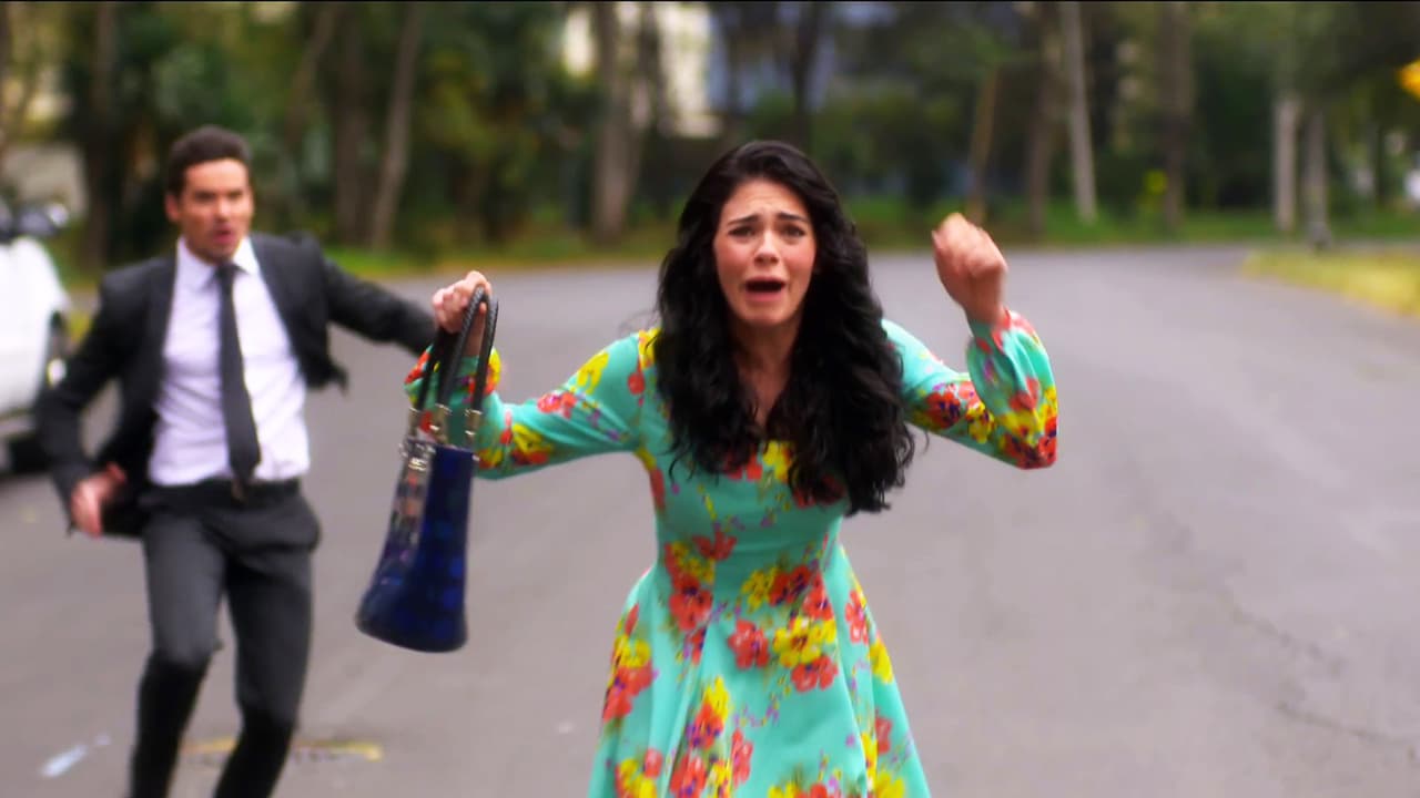 Benito ayudó a Fiorella en todo momento, incluso arriesgó su vida para salvarla cuando estuvo a punto de ser atropellada.