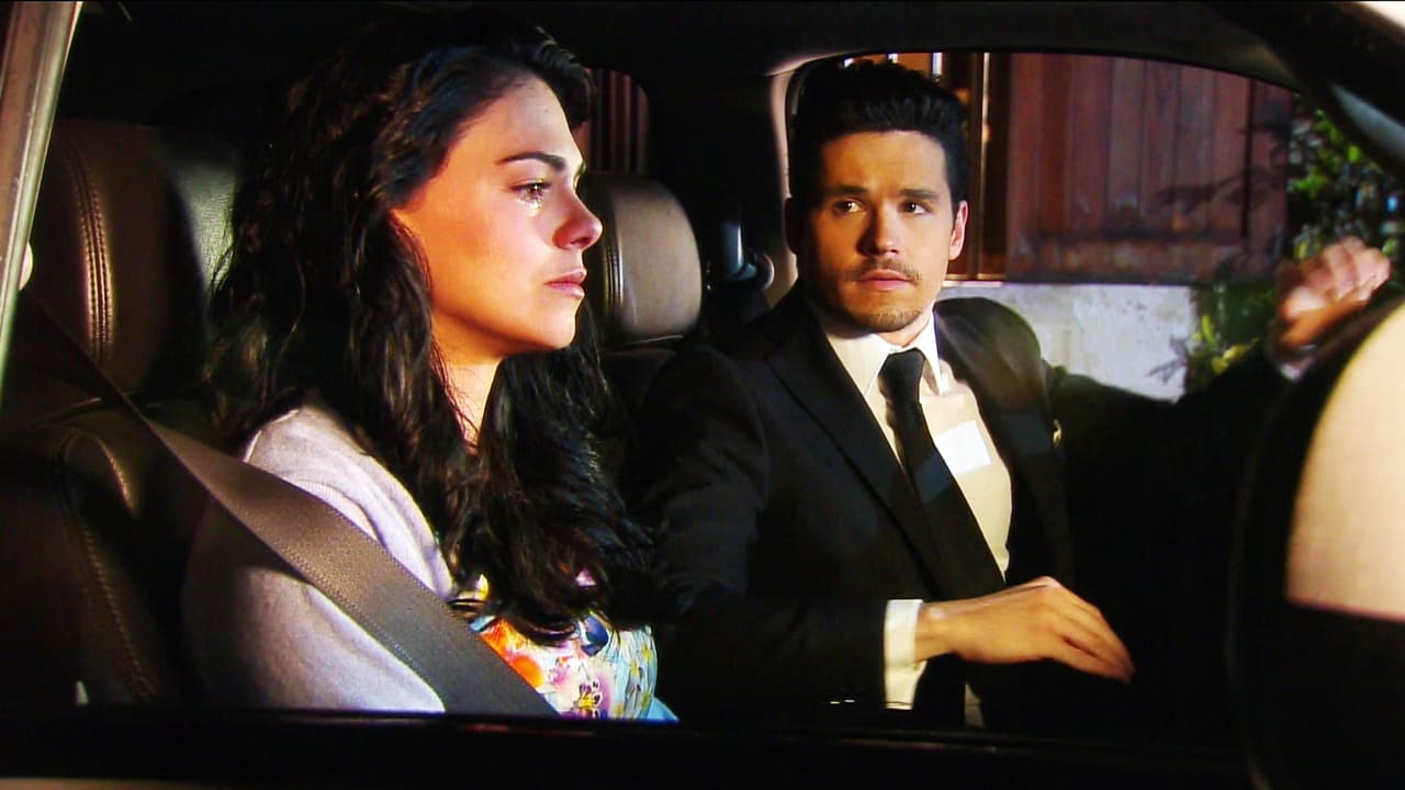 Benito quedó impactado con la belleza de Fiorella.