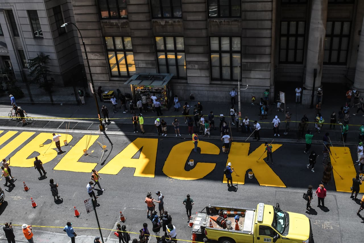 Mientras las protestas continuan, el mensaje de Black Lives Matter sigue tomando fuerza en la cuidad.