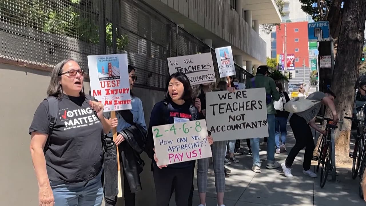 "No me han pagado desde agosto": cientos de maestros de San Francisco denuncian (una vez más) retraso de salarios