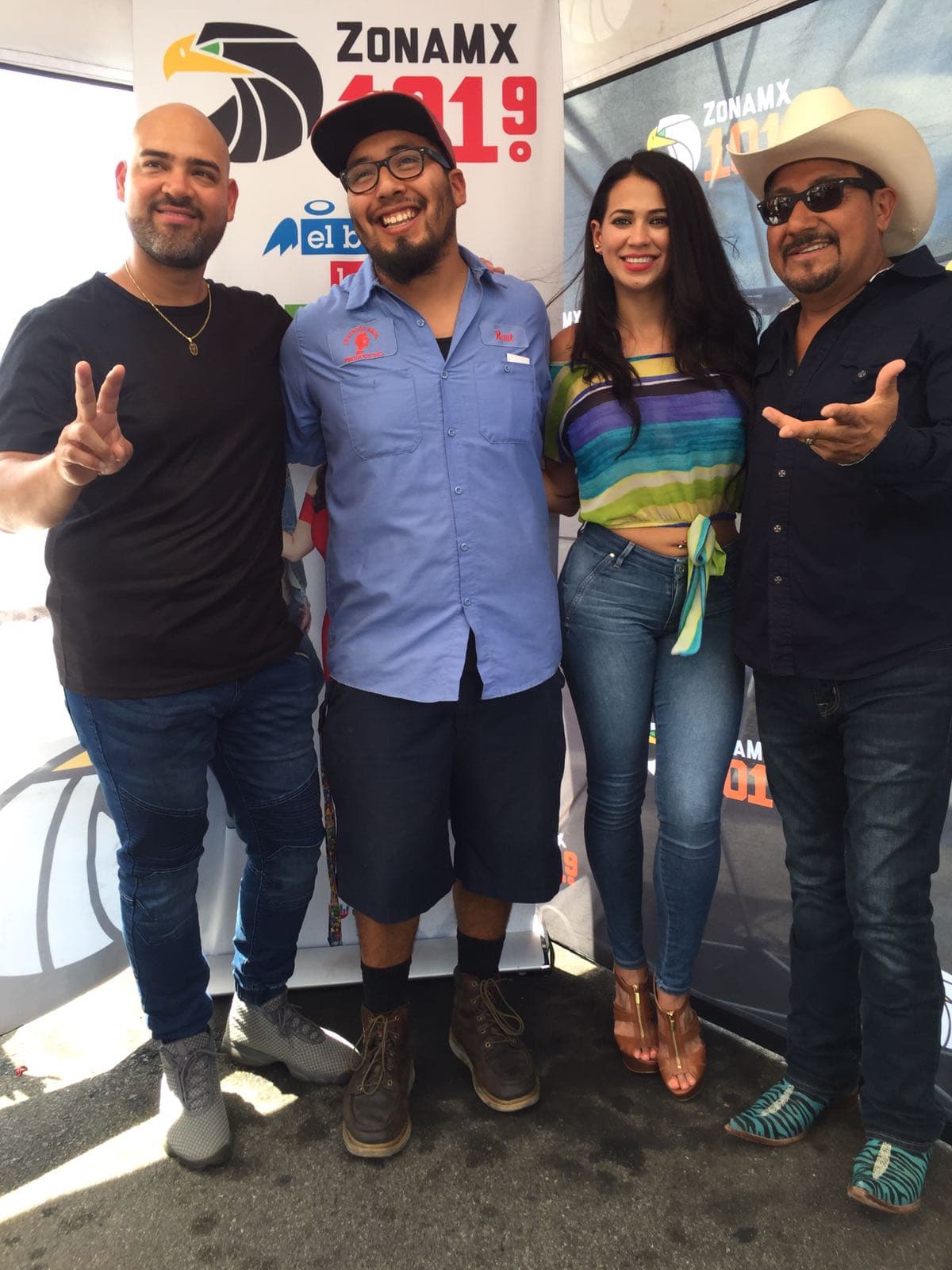 Los oyentes de Anaheim en California disfrutaron de un día lleno de sorpresas al lado de 'El Bueno, La Mala y El Feo'.