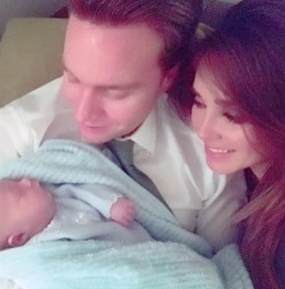 Anahí y su esposo Manuel festejaron el día del amor y la amistad con su primer hijo: "Una familia formada con base en el amor es una de las mayores bendiciones que Dios nos ha dado!! Feliz Día del Amor y la Amistad!!