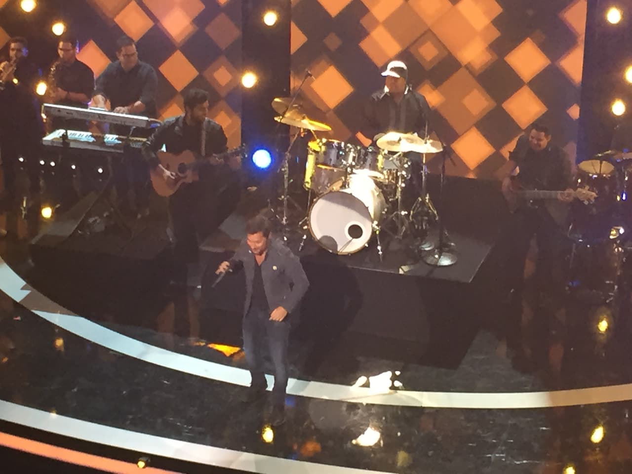 Contagió al público con su alegría.