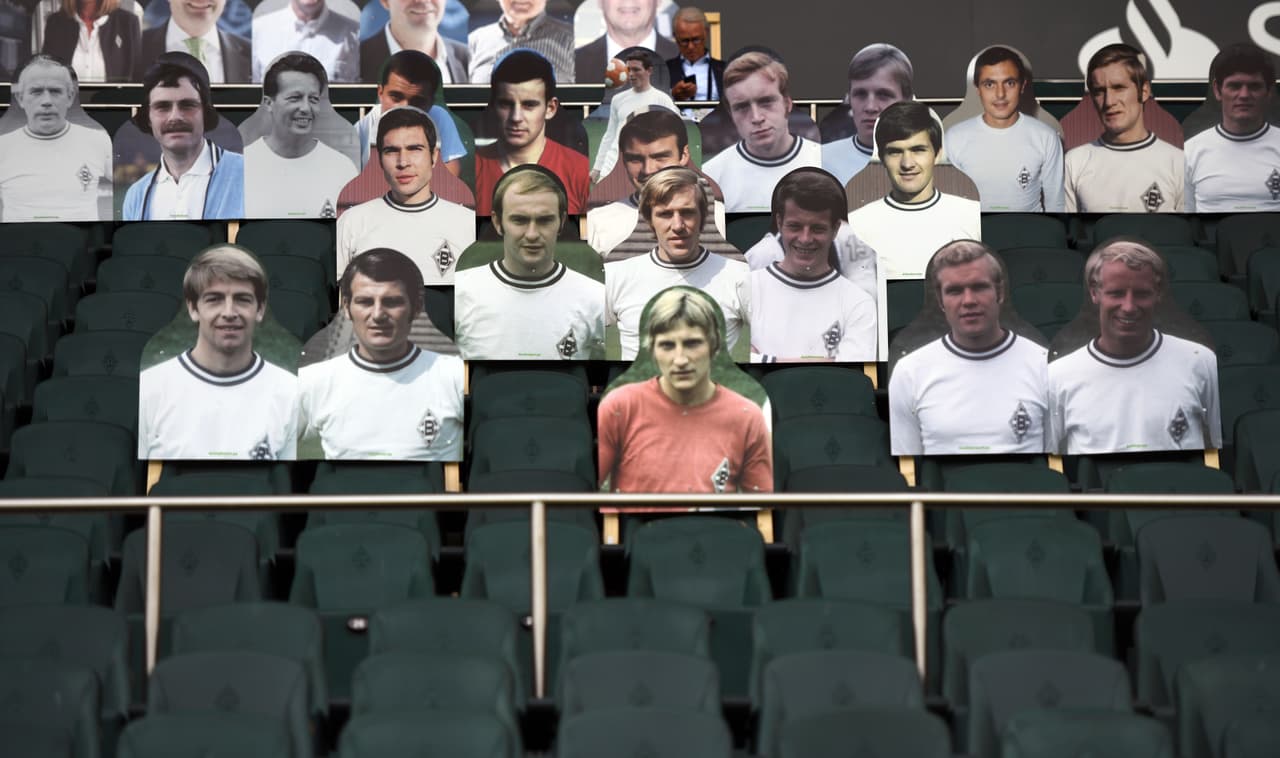 Así lució el Borussia Park en la Bundesliga. Los hinchas pueden enviar su foto y poco menos de 20 euros para ‘asistir’ al estadio. Lo recaudado se utilizará para apoyar a personas afectadas por el COVID-19.