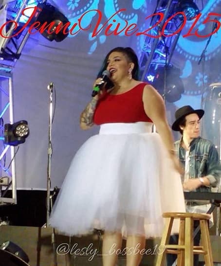 Jacquie se lució en el escenario y sus seguidores no dejaron de comentar en las redes lo hermosa que se veía.