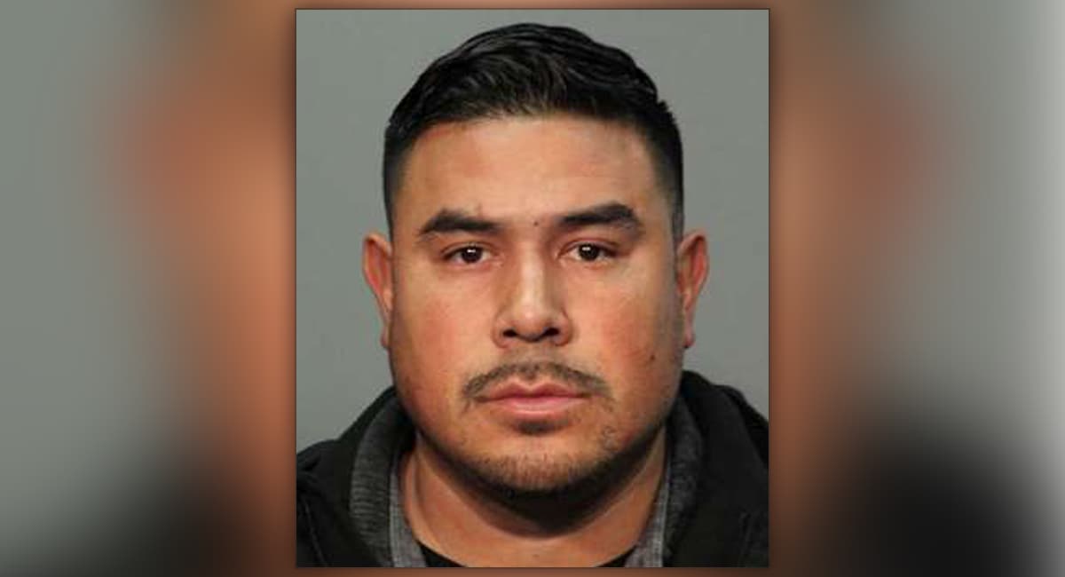 Arrestan a entrenador de futbol femenil en San José por acoso sexual de tres adolescentes menores de edad