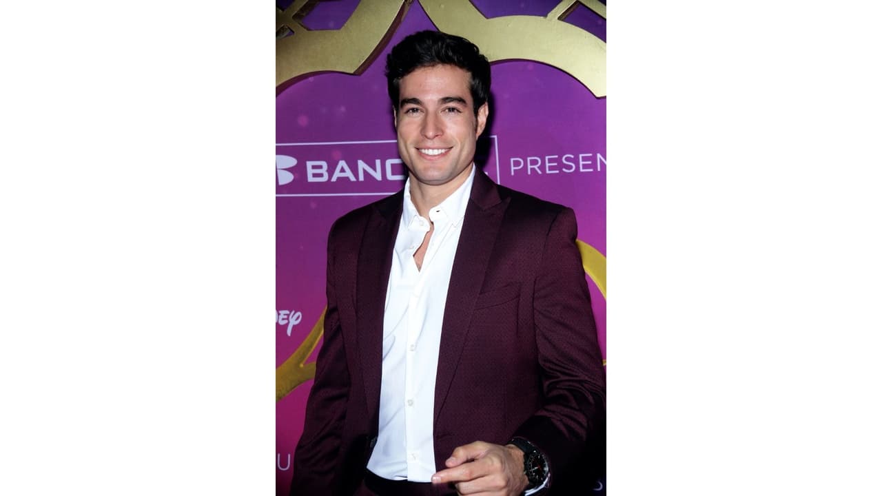 Danilo Carrera en el estreno de 'Aladdin'