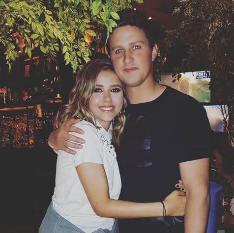 Se trata de Eduardo Gómez Torres, hermano de la protagonista de 'Un camino hacia el destino' (2016).