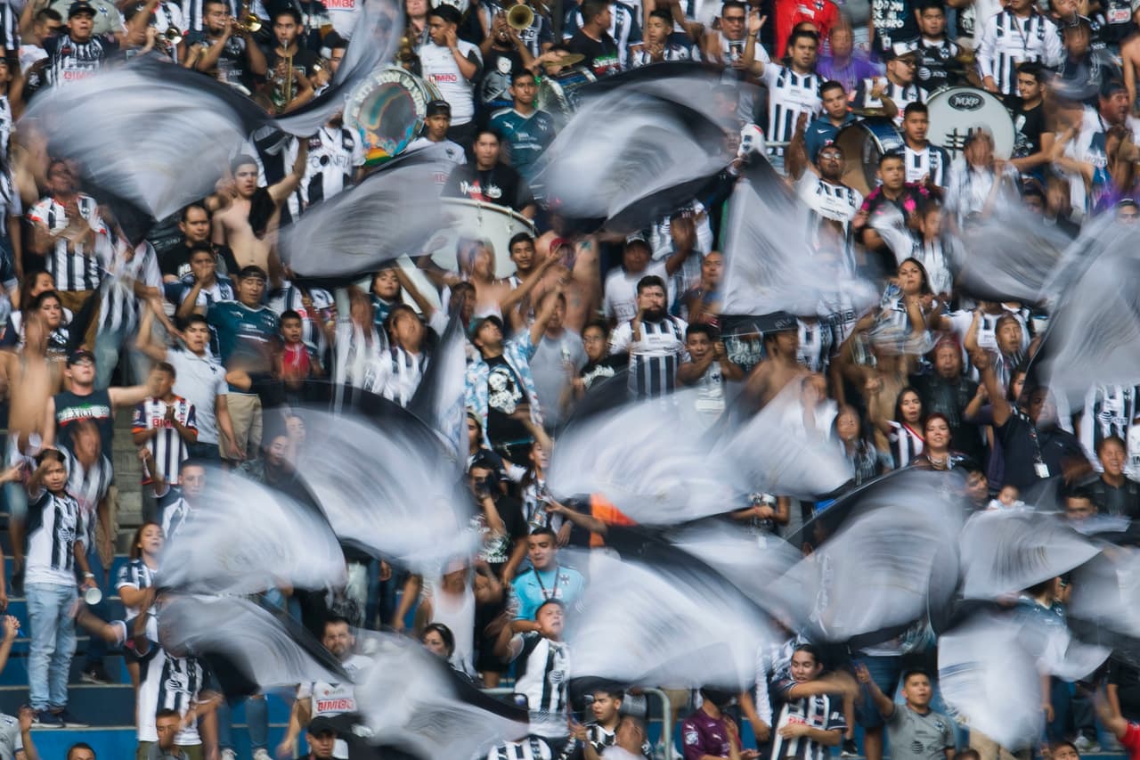 La afición regiomontana, fiel a su costumbre, se hizo presente para apoyar a su equipo y buscar el pase a la fiesta grande.