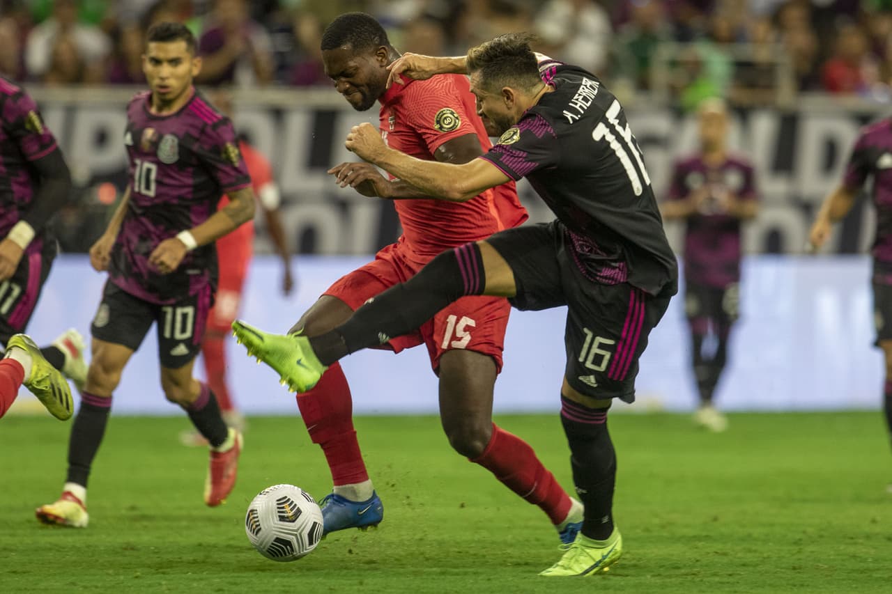 Orbelín pineda (45+2) y Héctor Herrera (90+8) se encargan de anotar en el sufrido triunfo de México 2-1 sobre a Canadá.