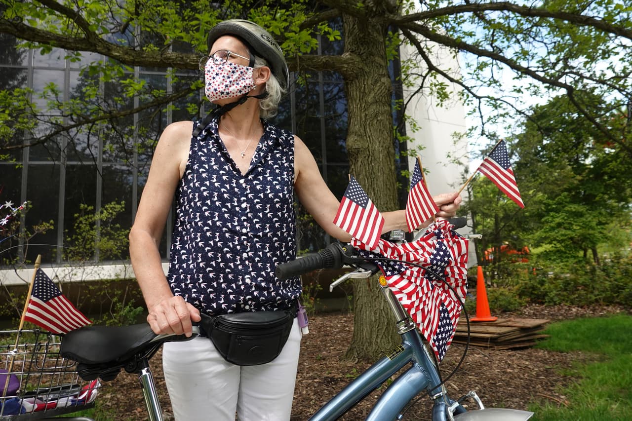 Pritzker: la pandemia “aún está aquí” y es “peligrosa”