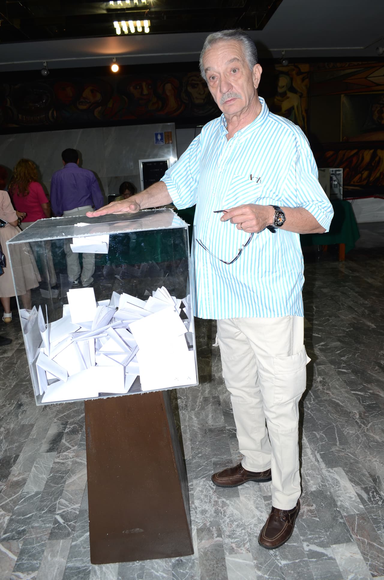 Finalmente, Humberto Elizondo, quien también participó en
<b><a href="https://www.univision.com/shows/humberto-elizondo-es-osvaldo-en-por-siempre-mi-amor">Por Siempre Mi Amor</a></b>, agradeció el apoyo de su público.