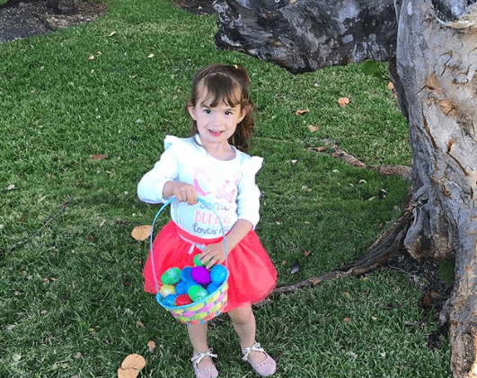 Michelle es una niña adorable, y sus papás no pueden estar más orgullosos de ella.