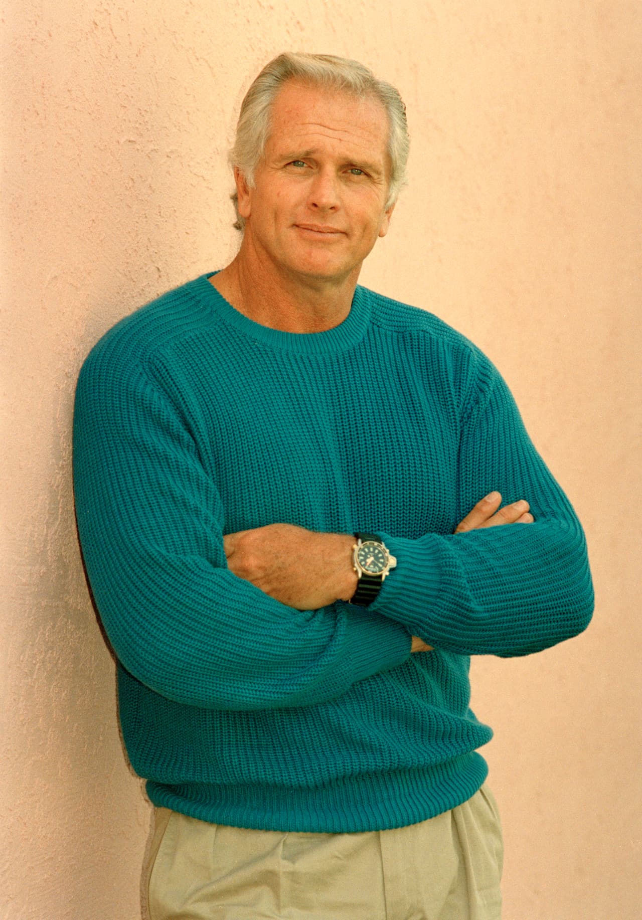 La esposa del actor Ron Ely, quien es internacionalmente conocido por interpretar a Tarzán en la legendaria serie de televisión de los años 60, fue presuntamente asesinada la noche del martes.