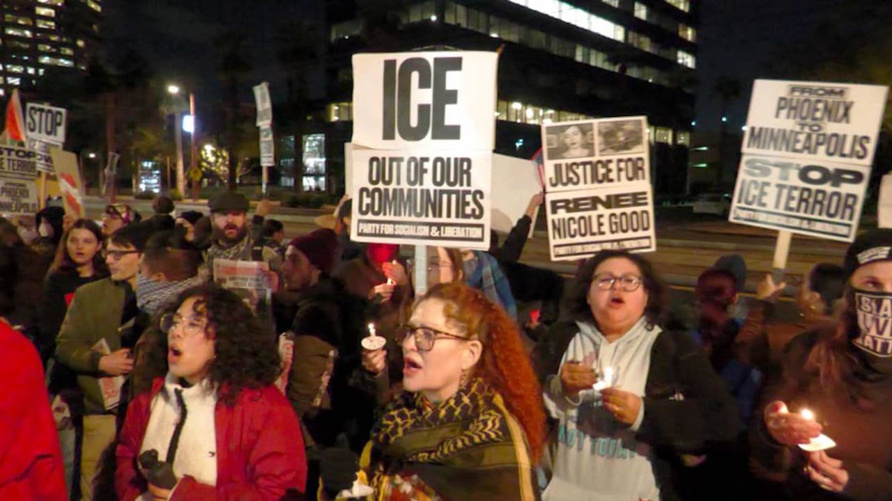 Segunda jornada de protestas en contra de ICE en Phoenix: Manifestantes recuerdan a Renee Nicole Good