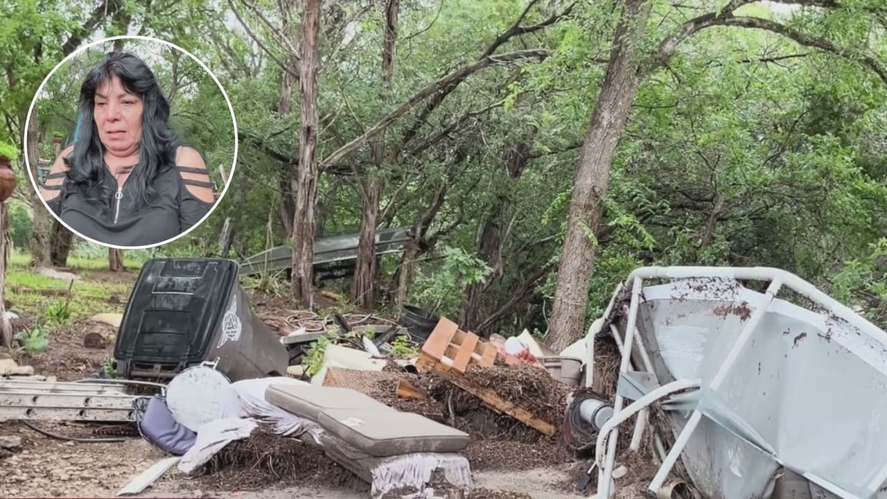 Felipe y María Tapia llevan viviendo 24 años en Hunt, Texas; sin embargo, 
<b>la madrugada del 4 de julio lo perdieron todo por la devastadora inundación</b>. 
<br>
<br>Felipe cuenta que tras el desbordamiento del río Guadalupe quedaron atrapados en su casa debido a que el agua trabó su puerta, pero como pudo "agarré a mi esposa y salimos". 
<b>Asegura que nunca les avisaron de evacuar, “ahí falló el gobierno”</b>.