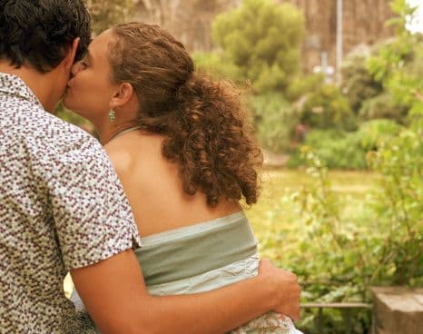 Durante este ciclo planetario de Venus, directo, en Libra, que es su propio signo, hay una tendencia a expresar el afecto de una manera desenfadada, encantadora y equilibrada.