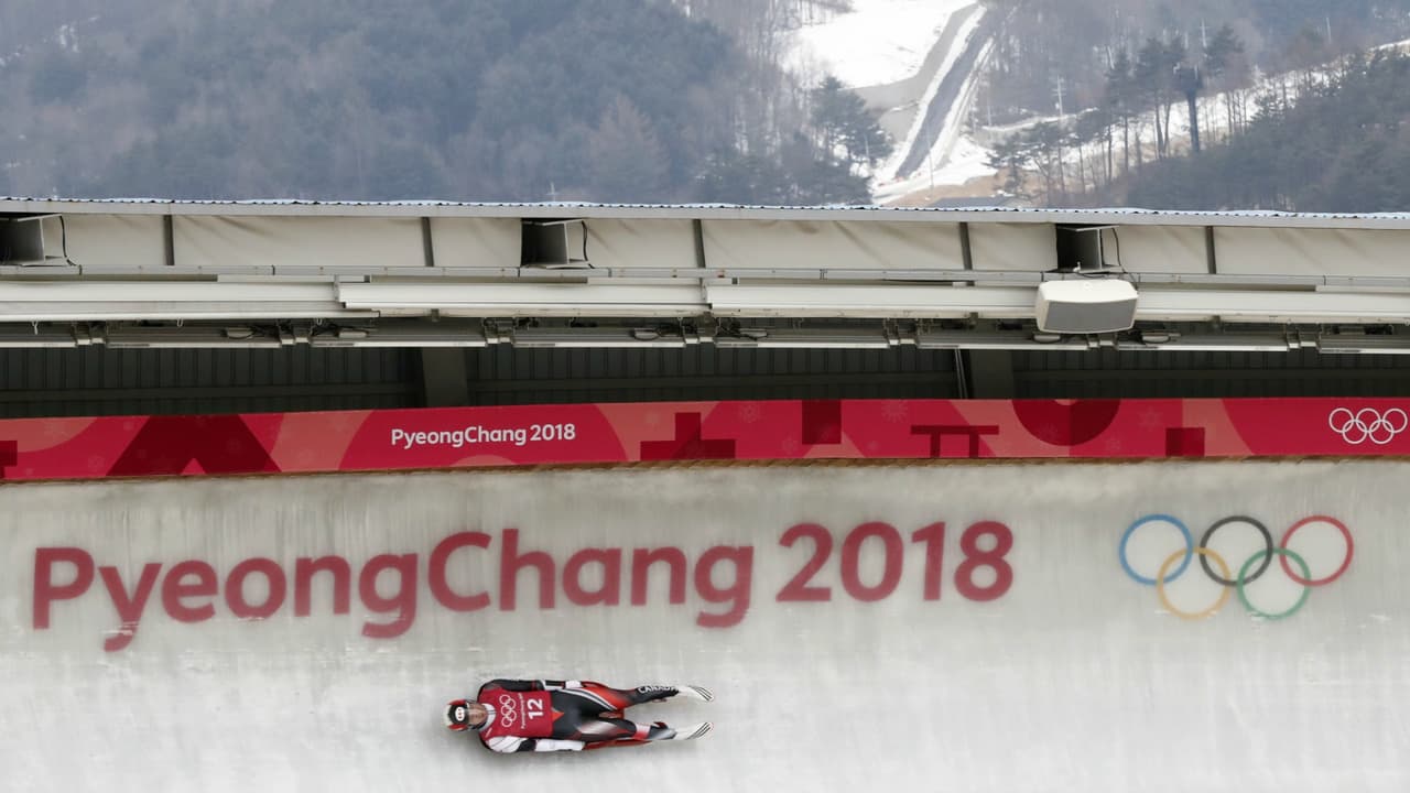 ¿Olimpiadas y Juegos Olímpicos son lo mismo? Un error de traducción convirtió dos antónimos en sinónimos