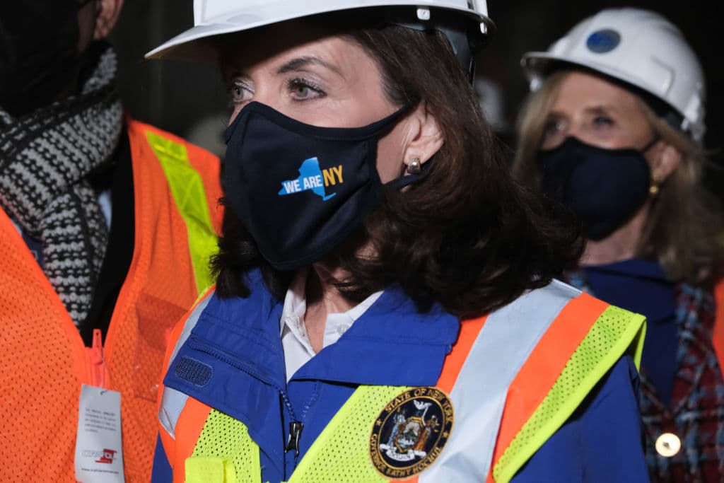 Esta medida se considera histórica porque incluye una importante inversión en el transporte público de la ciudad.