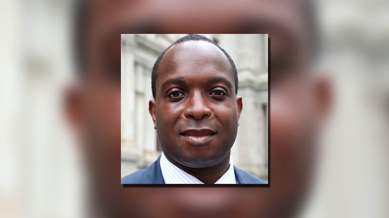 Despiden al tesorero de la ciudad de Filadelfia tras acusaciones por delitos federales