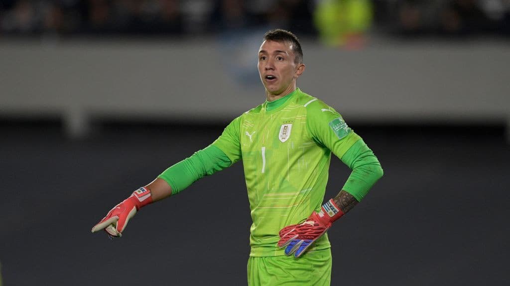 Fernando Muslera se retira de la selección de Uruguay