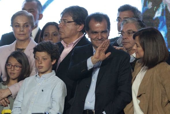 Y dio un discurso en el que felicitó a Juan Manuel Santos.