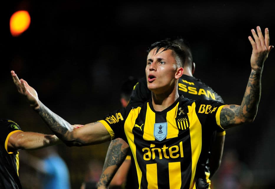 Brian Rodríguez será compañero de Carlos Vela en LAFC a cambio de 11.5 millones de dólares, cifra que lo convierte en la venta más cara del Peñarol.