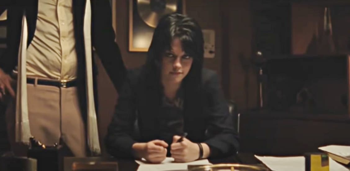 Si bien la película omite ciertos detalles y tiene algunos desaciertos, lo mejor de ella es la actuación de Kristen Stewart y Dakota Fanning, quienes les dieron vida a los personajes protagonistas. 
<br>