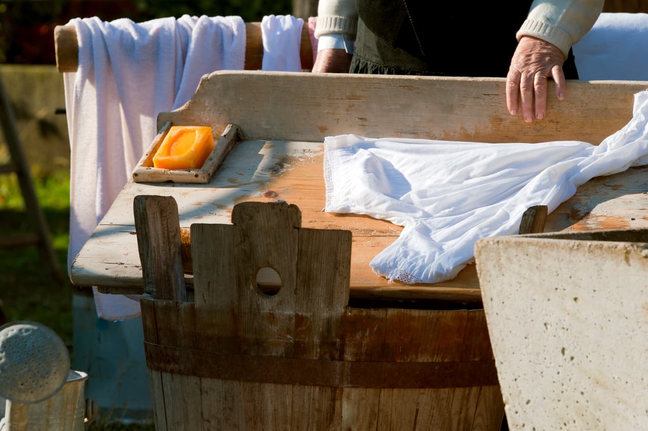 En Chile, a partir de una inusual mezcla de ingredientes orgánicos, una empresa creó una innovadora fórmula que funciona como repelente del mosquito aedes aegypti. Los responsables del invento dicen que el hallazgo fue una casualidad.