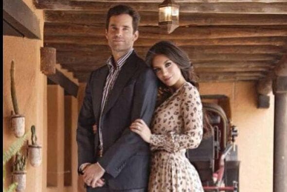 Los meses siguieron pasando y finalmente Ana Brenda se separó definitivamente del torero. La actriz no dio muchas declaraciones al respecto pero aseguró, para Sal y Pimienta, que el rompimiento no se había dado a consecuencia de una infidelidad por parte de Amaya, como se especulaba en aquel momento.