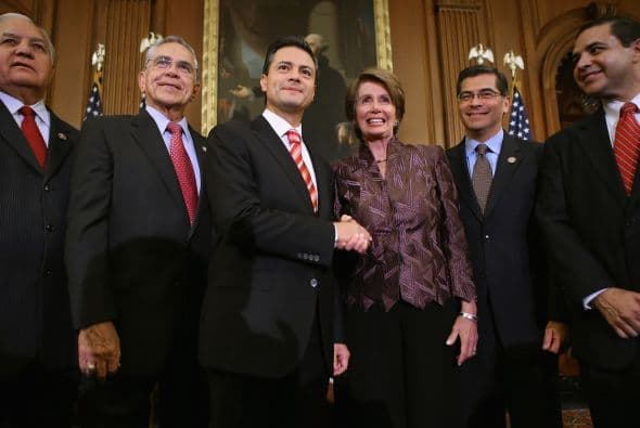 Ambos reiteraron su compromiso de trabajar para fortalecer la cooperación bilateral en asuntos como la competitividad económica y la lucha contra el crimen organizado