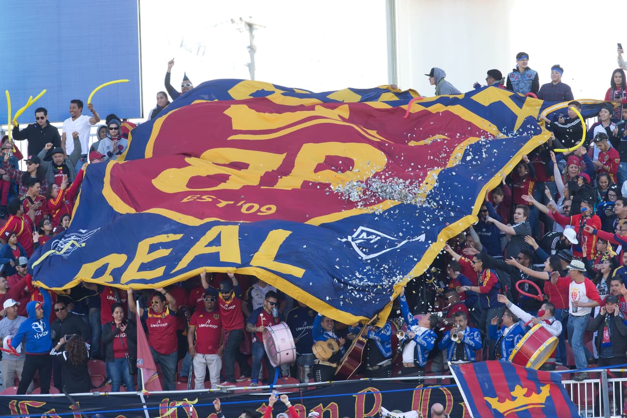 La afición respondió de gran forma al partido de esta tarde.