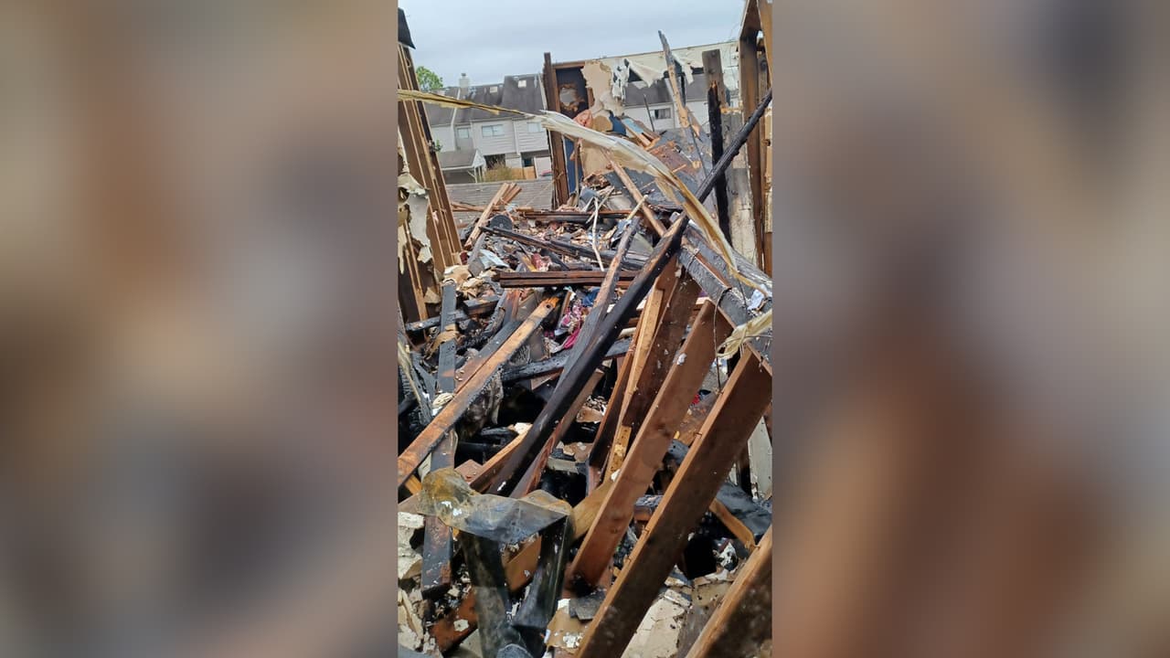 La madre de familia agradece que su hijo haya podido salir ileso y que no se reportaron pérdidas humanas, sin embargo, hoy se enfrenta a la realidad de haber perdido todo.