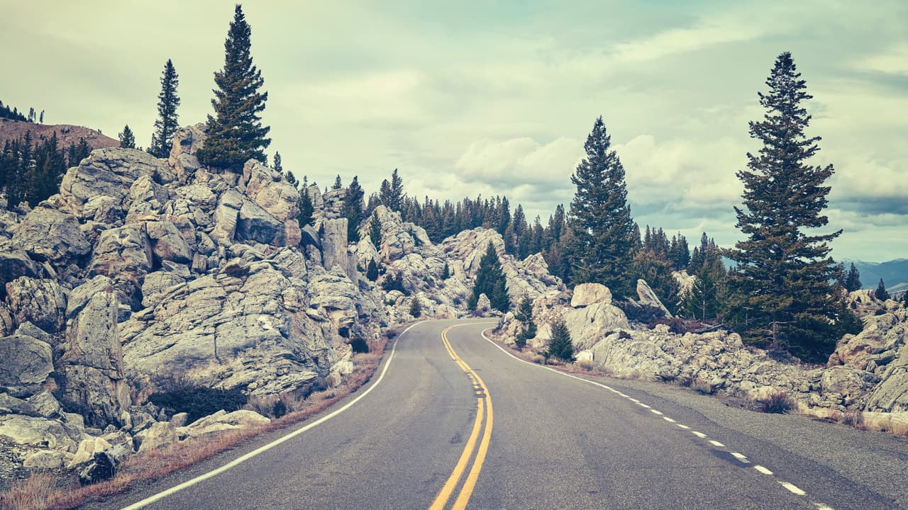 <h3 class="cms-h3-H3">9. Wyoming </h3>
<br>Este típico estado del oeste estadounidense registró 
<b>123 muertes vehiculares </b>durante 2017, 11 muertes más que en 2016. De ese total, 44 muertes fueron causadas por el consumo de alcohol.