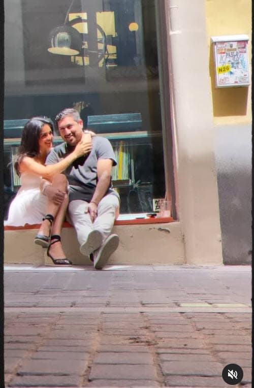 En ella ha dejado ver que incluso han realizado viajes juntos como a París a mediados de marzo pasado.
<br>