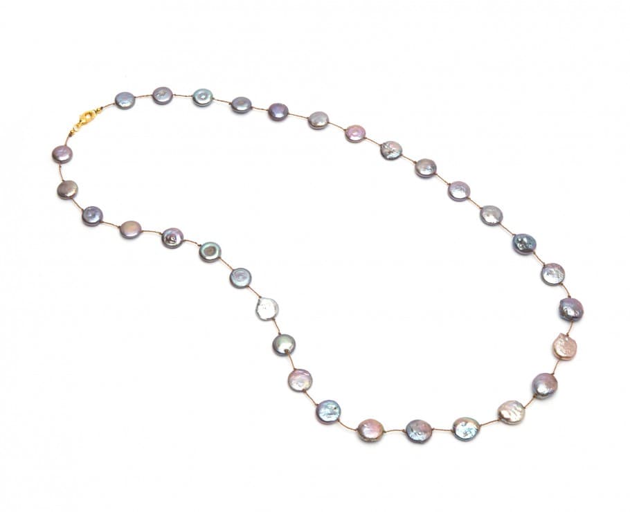 Por ejemplo, este collar -modelo Bora-Bora, con precio de 45 dólares- se agotó, al igual que el resto de la línea.