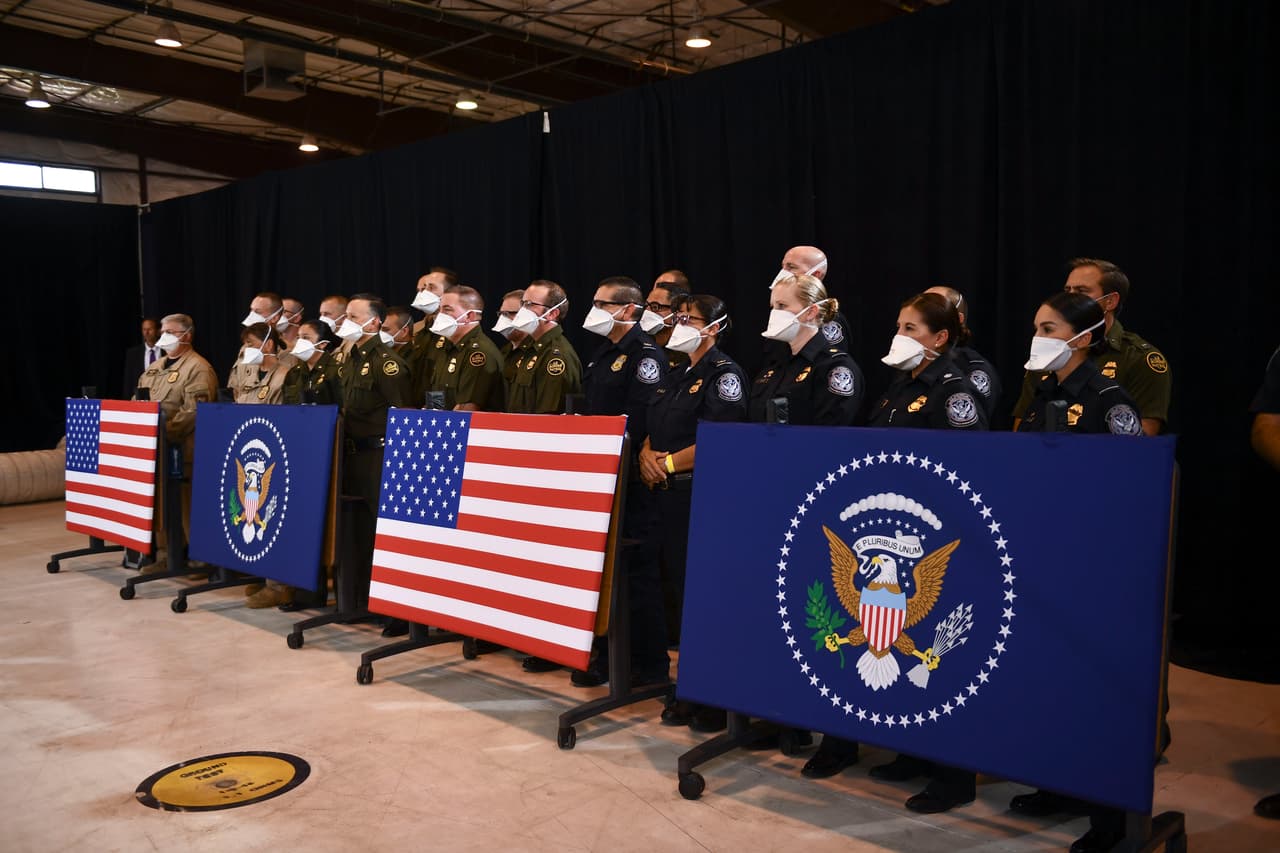 El presidente Donald Trump visitó Yuma para realizar un mitin de campaña, durante el evento recibió el respaldo del Sindicato de la Patrulla Fronteriza.