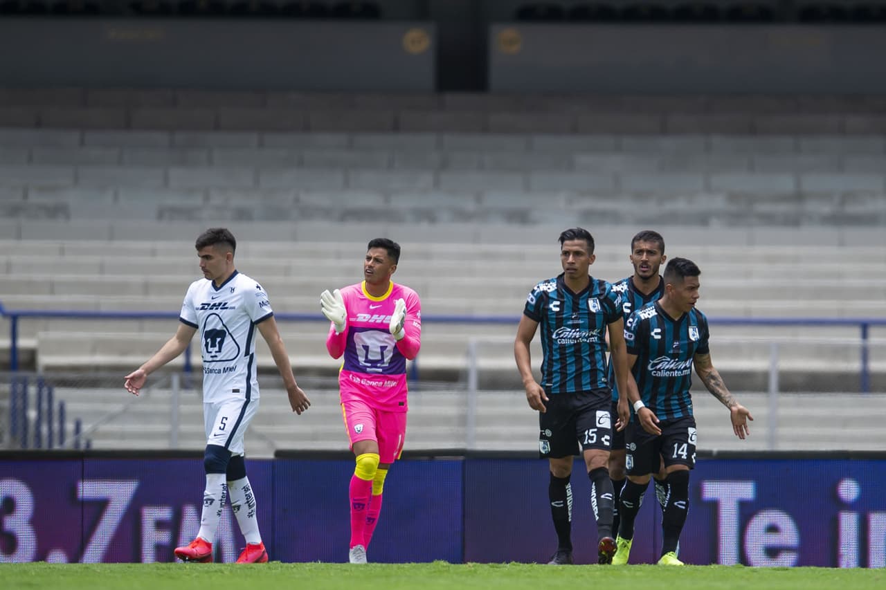Alfredo Talavera se convertía en figura desde los 41’, evitando que los Gallos abrieran el marcador.