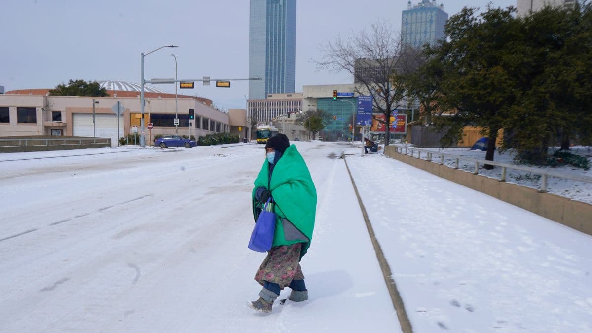Tormenta invernal en Dallas: Qué diferencia la helada de 2026 con la histórica de 2021