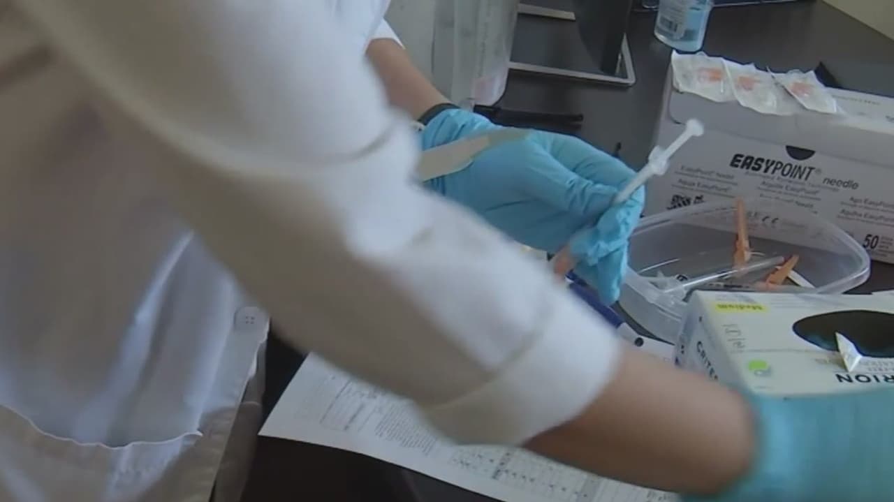 Profesionales de la salud llaman a la comunidad a vacunarse contra la influenza