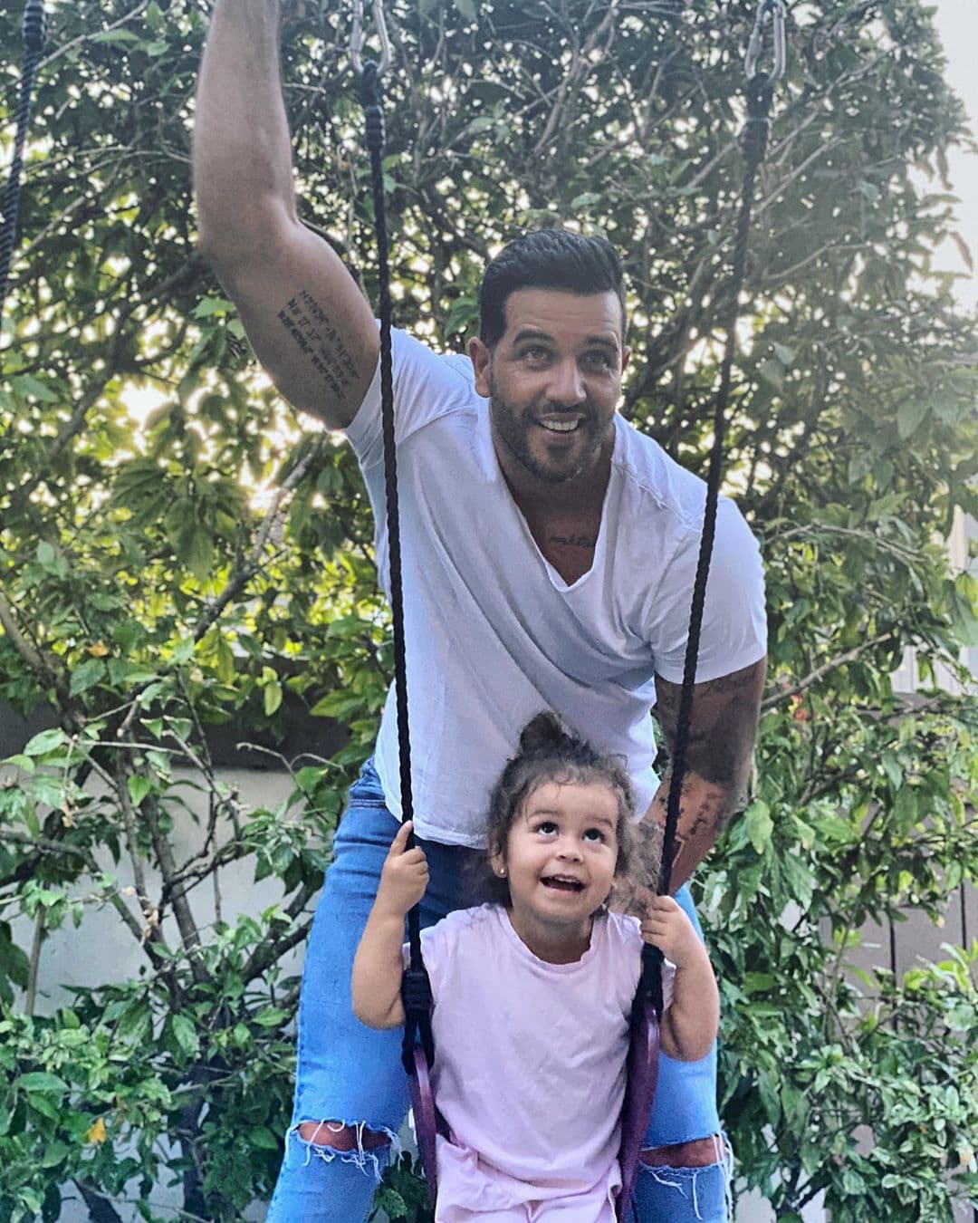 Yisus es un gran chef, pero nada supera su desempeño como amoroso padre.