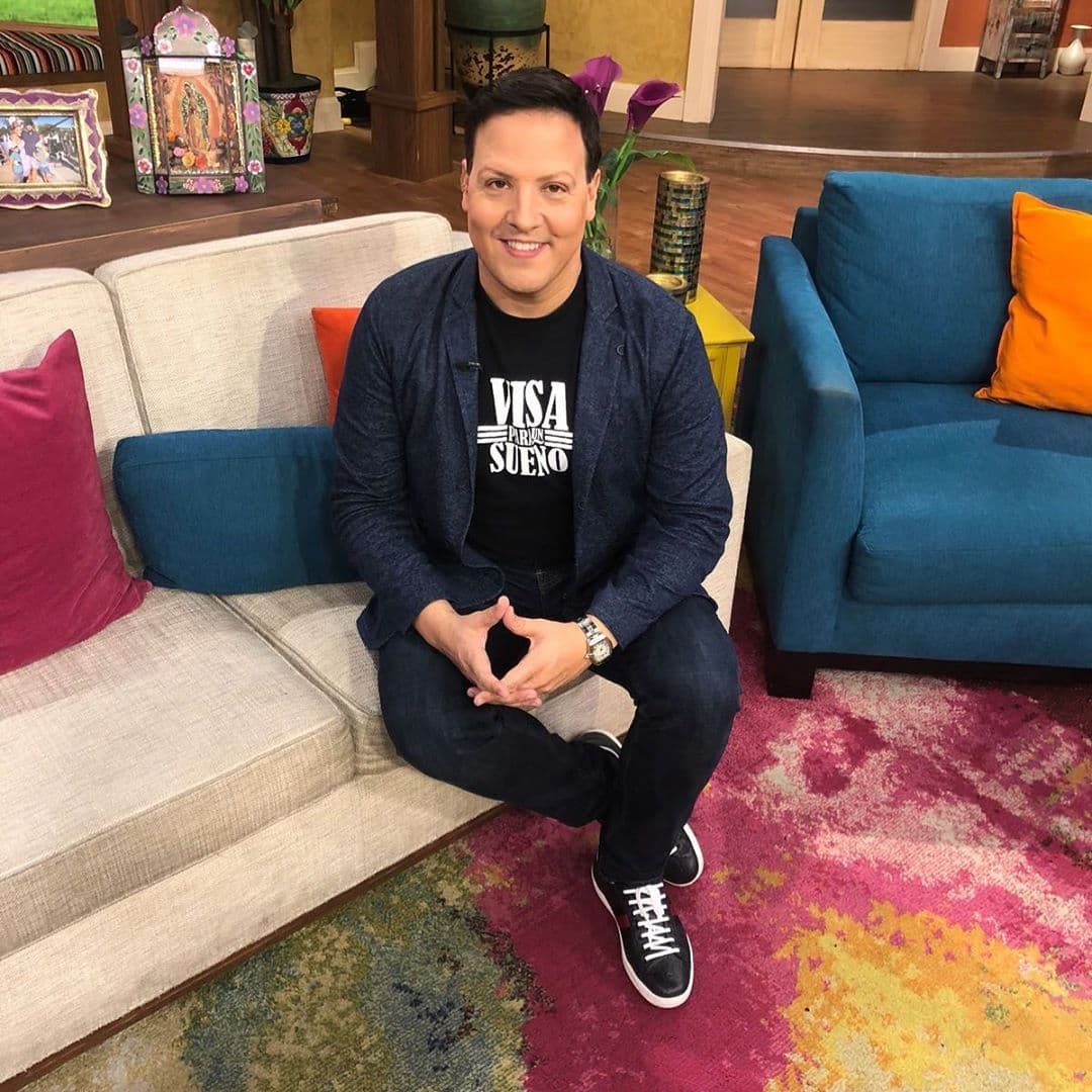 El pasado jueves 15 de agosto Raúl González recordó con una fotografía el momento en el que volvió a pisar el set de Despierta América después de cuatro años: "Día inolvidable en Despierta América. Sí, inolvidable, ¿te acuerdas?"