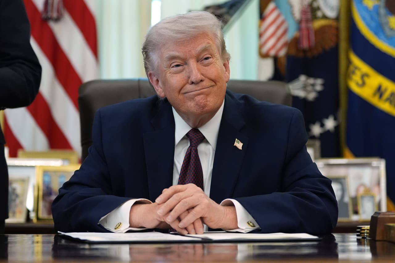 Donald Trump firma orden ejecutiva para endurecer reglas del voto por correo