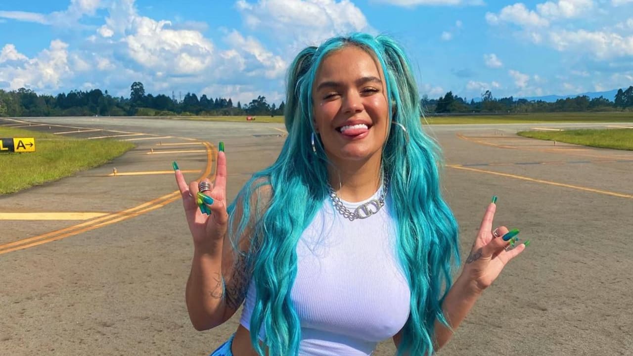 El intérprete de 'Ella quiere beber' no estuvo presente en la celebración de la colombiana de este 2021. Sin embargo, 
<b><a href="https://www.univision.com/famosos/karol-g-cumple-30-anos-y-por-primera-vez-exhibe-un-talento-bastante-oculto-video">él recordó la fecha y le escribió "Felicidades"</a></b>. Además compartió una fotografía de ellos juntos en sus historias de Instagram.